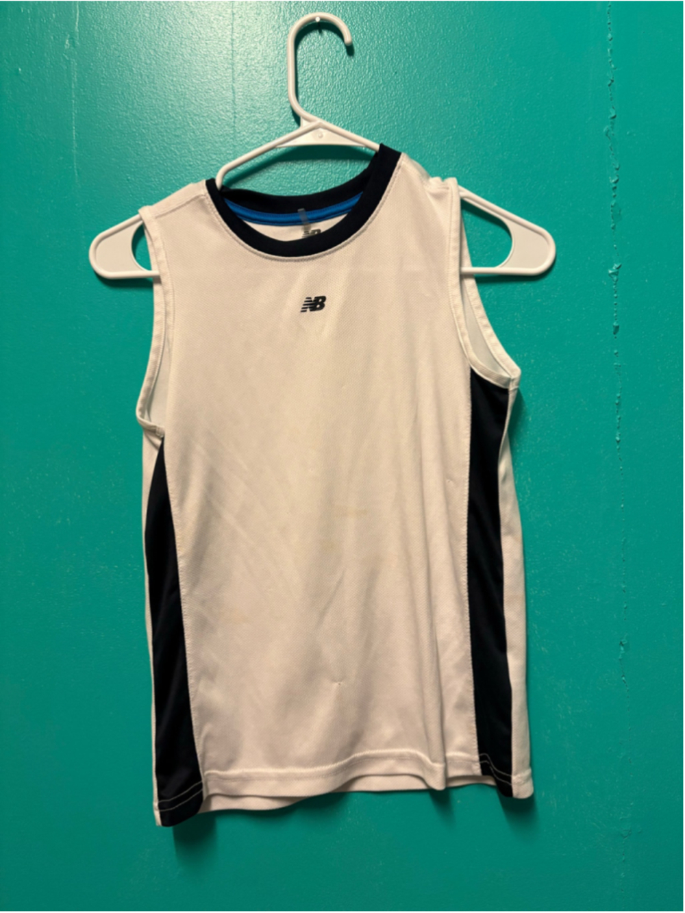 Boys New Balance Tank Top Size 10 White Black